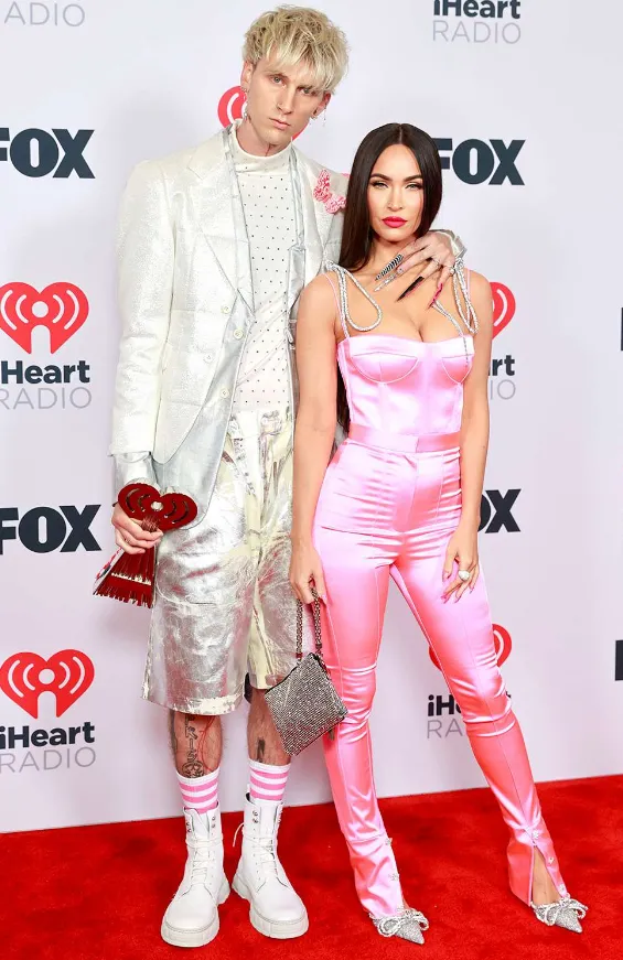 MGK Height A Complete Guide to Machine Gun Kelly’s Life, Career, and Influence