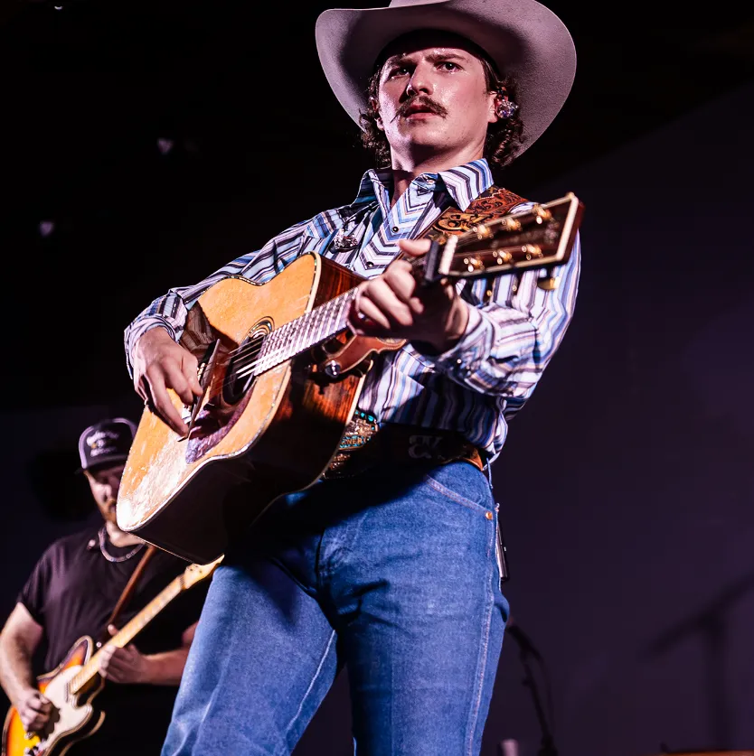 Braxton Keith Age Exploring the Journey of a Rising Country Star (3)
